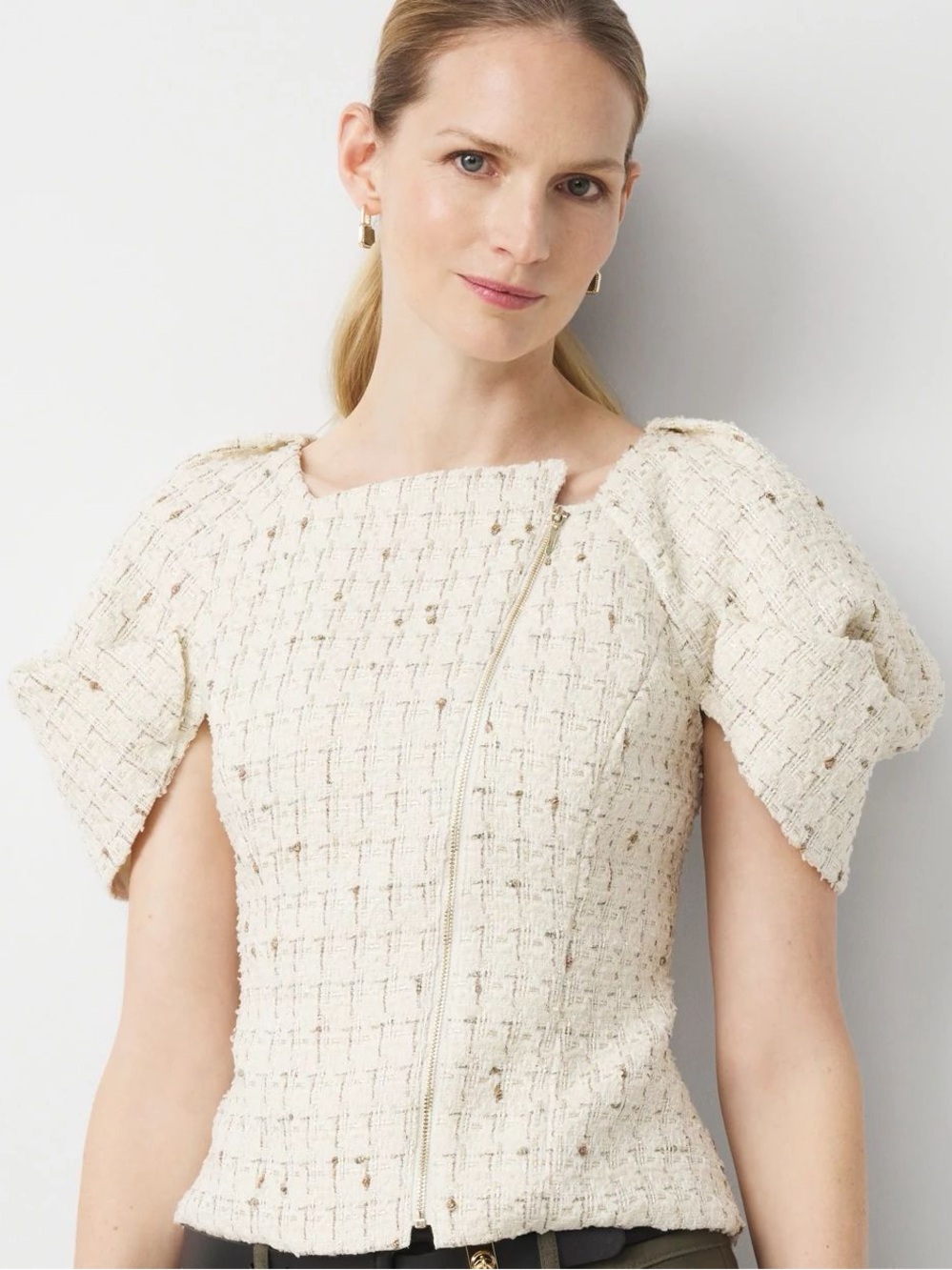NWOT White House Black Market Cream Tweed Puff Sleeve Top